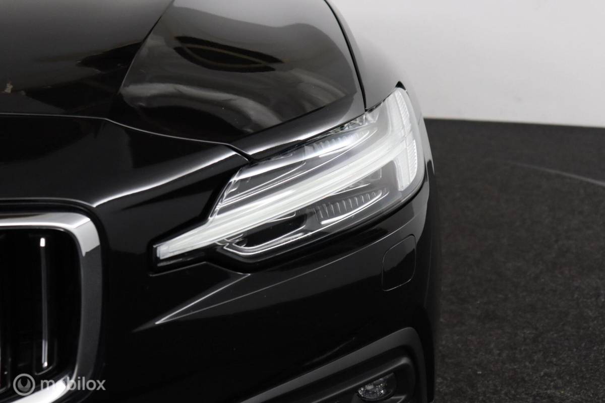 Volvo V60 Volvo V60 2.0 B3 Inscription | Adaptive Cruise | BLISS | Verwarmbare voorstoelen & Stuurwiel | 360 Camera | Standkachel