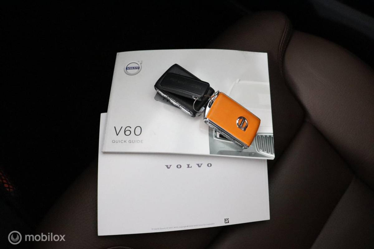 Volvo V60 Volvo V60 2.0 B3 Inscription | Adaptive Cruise | BLISS | Verwarmbare voorstoelen & Stuurwiel | 360 Camera | Standkachel