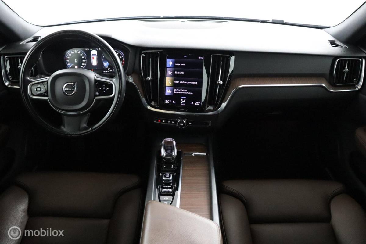 Volvo V60 Volvo V60 2.0 B3 Inscription | Adaptive Cruise | BLISS | Verwarmbare voorstoelen & Stuurwiel | 360 Camera | Standkachel