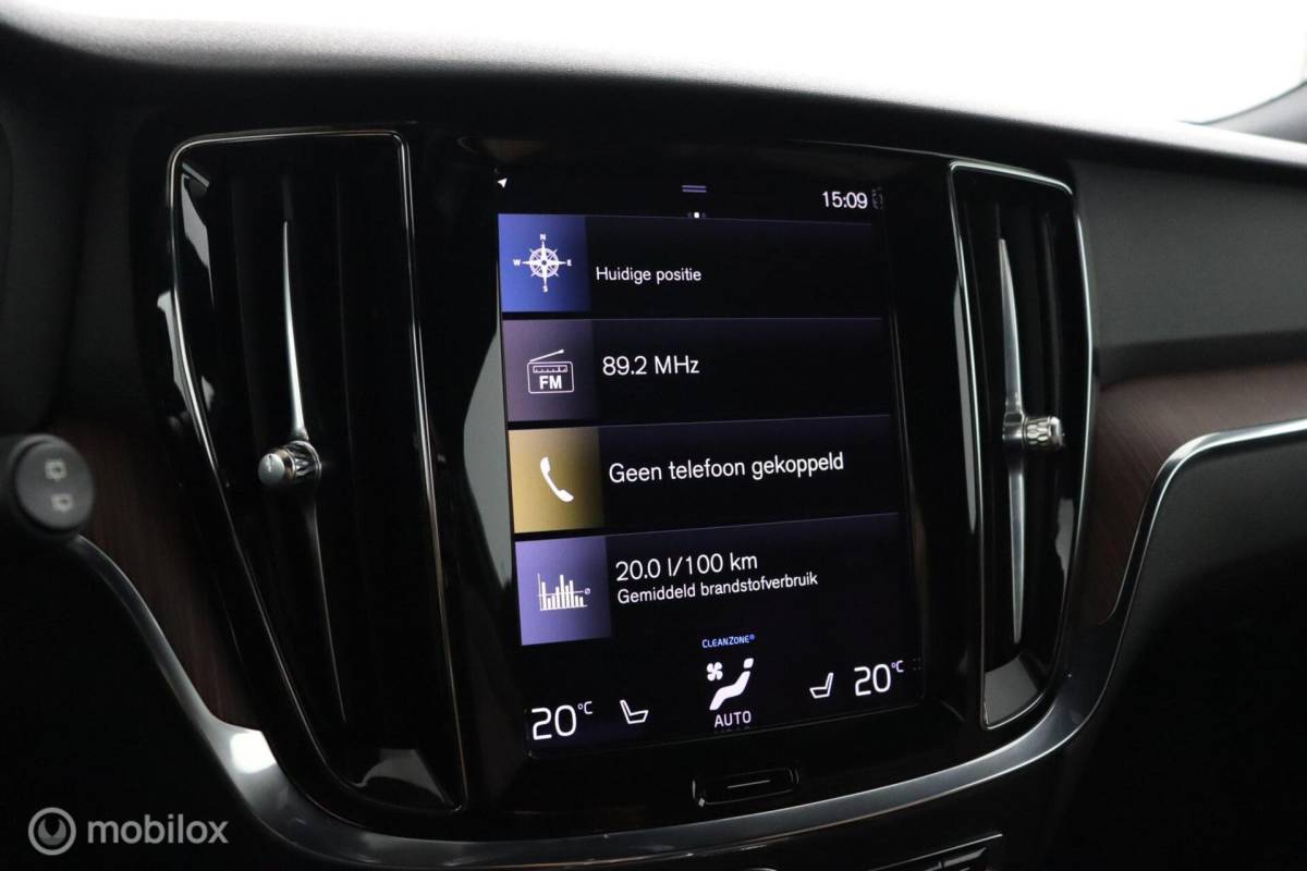 Volvo V60 Volvo V60 2.0 B3 Inscription | Adaptive Cruise | BLISS | Verwarmbare voorstoelen & Stuurwiel | 360 Camera | Standkachel