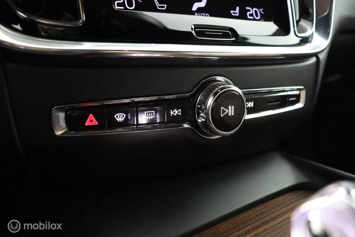 Volvo V60 Volvo V60 2.0 B3 Inscription | Adaptive Cruise | BLISS | Verwarmbare voorstoelen & Stuurwiel | 360 Camera | Standkachel