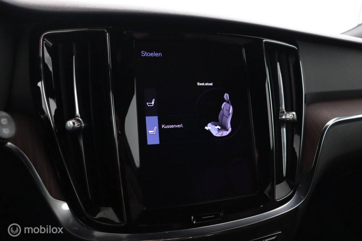 Volvo V60 Volvo V60 2.0 B3 Inscription | Adaptive Cruise | BLISS | Verwarmbare voorstoelen & Stuurwiel | 360 Camera | Standkachel