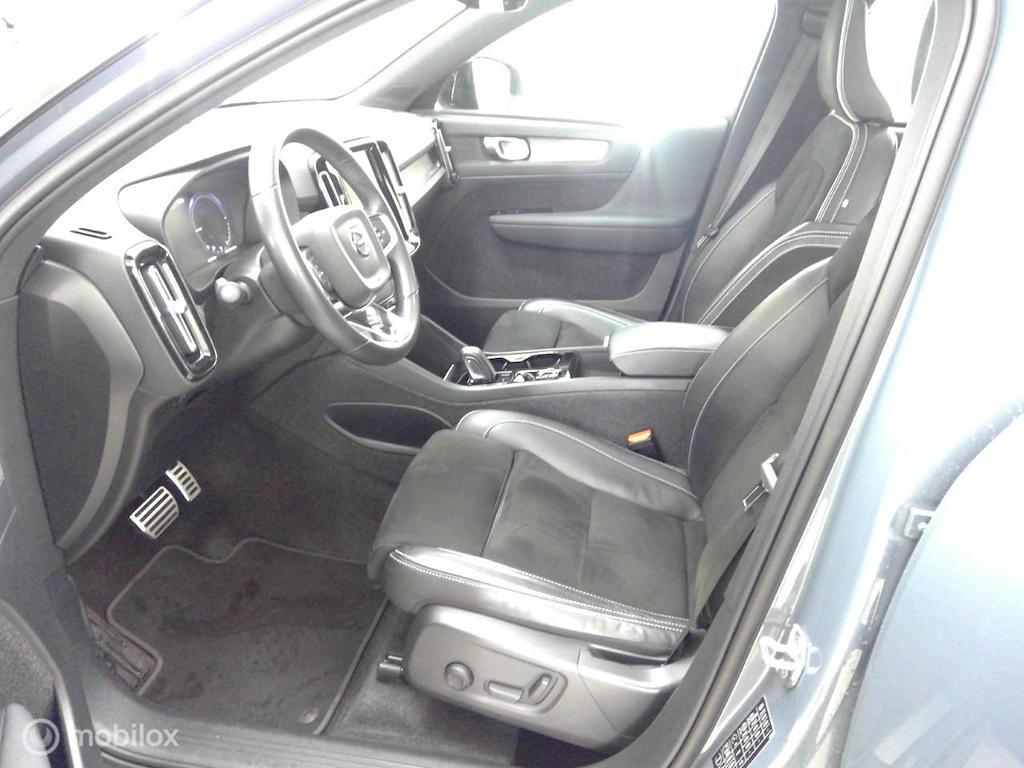 Volvo XC40 Volvo XC40 1.5 T4 Recharge R-Design | Panoramadak | Adaptive Cruise | Elektrische Stoelen | Memory | Verwarmbare voorstoelen & Achterbank