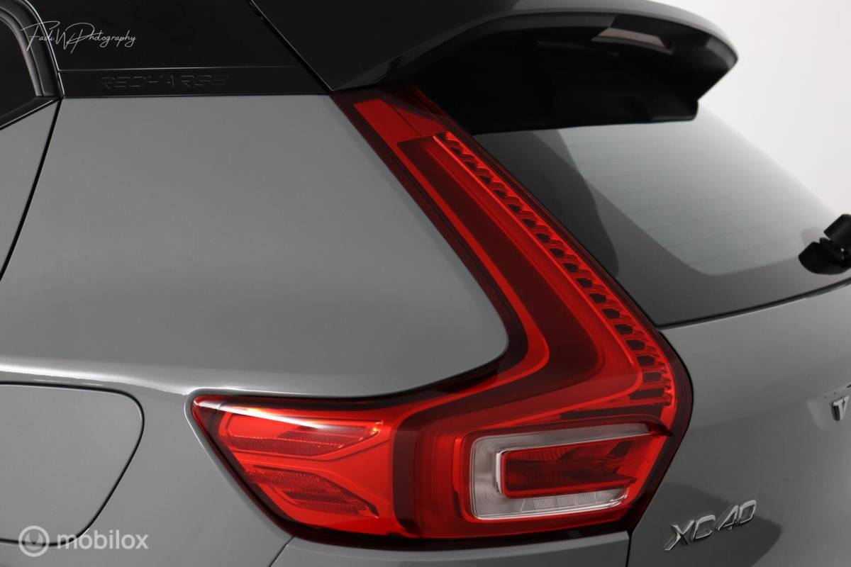 Volvo XC40 Volvo XC40 Single Motor Extended Range Plus | Google | Camera | DAB | 19” Velgen