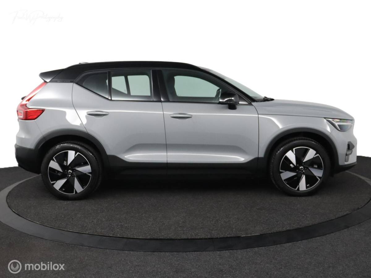 Volvo XC40 Volvo XC40 Single Motor Extended Range Plus | Google | Camera | DAB | 19” Velgen