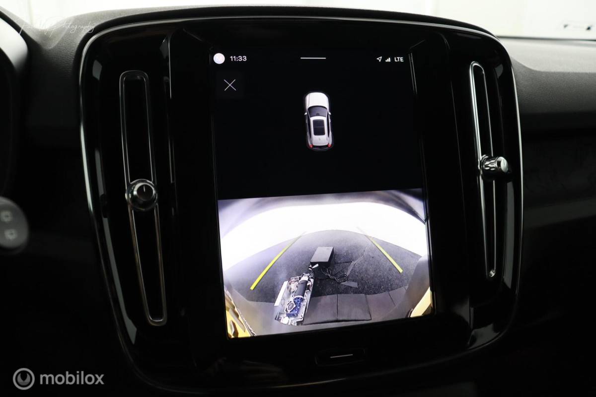 Volvo XC40 Volvo XC40 Single Motor Extended Range Plus | Google | Camera | DAB | 19” Velgen