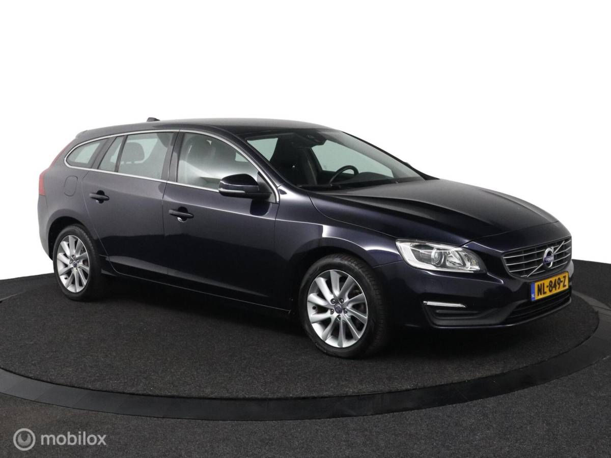 Volvo V60 Volvo V60 2.0 T3 Nordic+| Verwarmbare voorstoelen | Climate Control | Cruise Control | Navigatie | PDC Achter
