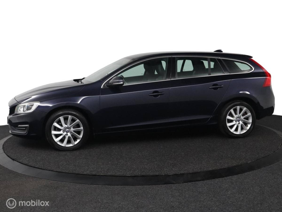 Volvo V60 Volvo V60 2.0 T3 Nordic+| Verwarmbare voorstoelen | Climate Control | Cruise Control | Navigatie | PDC Achter