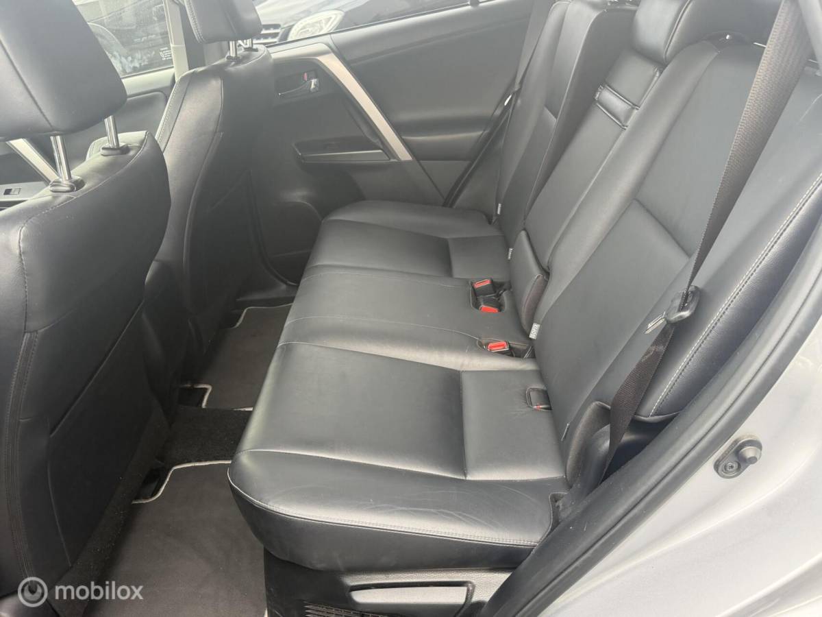 Toyota RAV4 Toyota RAV4 2.5 Hybrid AWD Executive Trekhaak