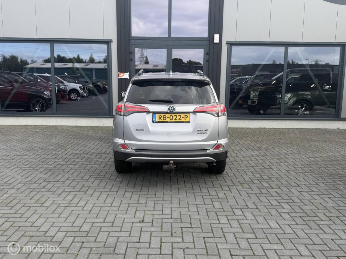 Toyota RAV4 Toyota RAV4 2.5 Hybrid AWD Executive Trekhaak