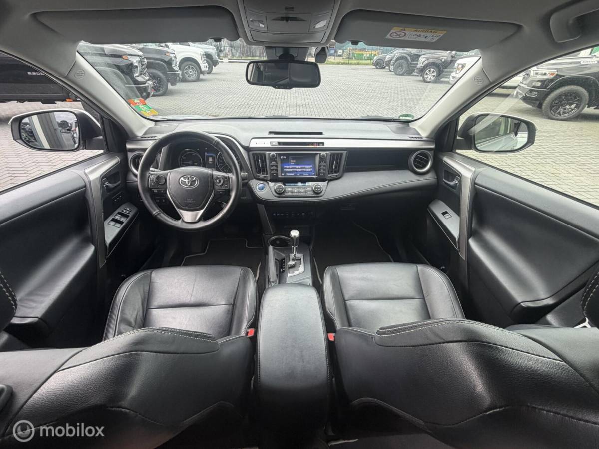 Toyota RAV4 Toyota RAV4 2.5 Hybrid AWD Executive Trekhaak