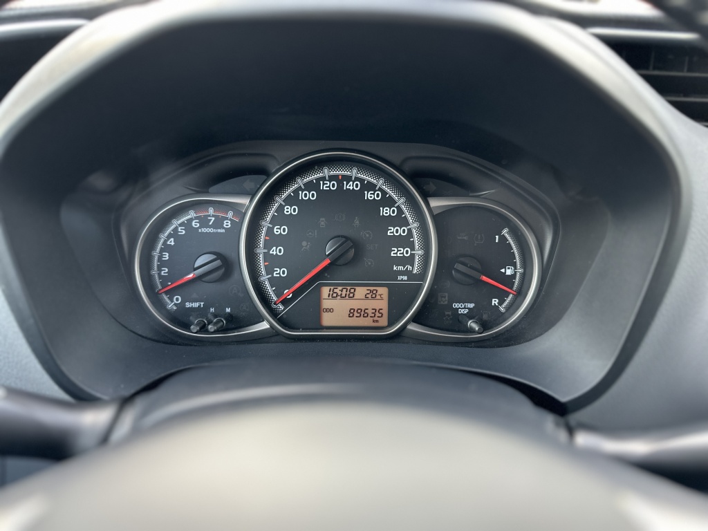 Toyota Yaris Toyota Yaris 1.0 VVT-i NL Auto NAP Weinig Kilometers Camera Airco 5Drs