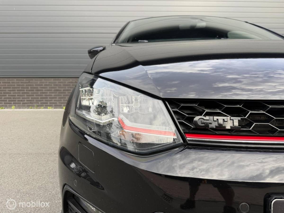 Volkswagen Polo Volkswagen Polo 1.8 TSI GTI FULL OPTIONS! CLIMA*CARPLAY*CRUISE*PDC*18INCH