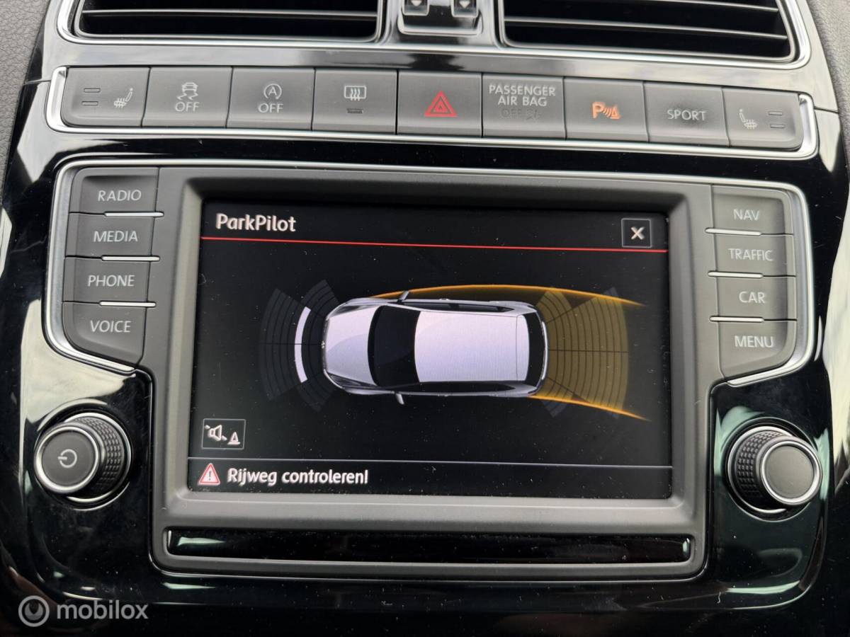 Volkswagen Polo Volkswagen Polo 1.8 TSI GTI FULL OPTIONS! CLIMA*CARPLAY*CRUISE*PDC*18INCH