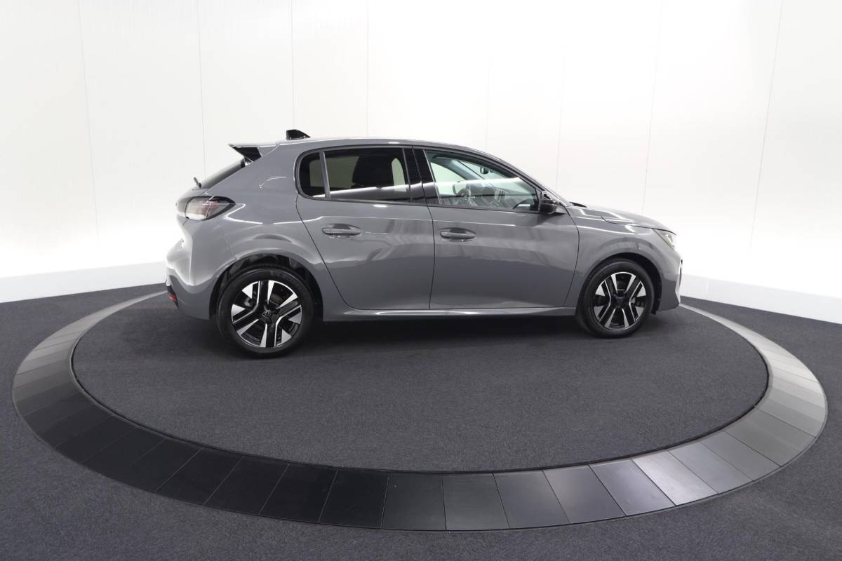 Peugeot 208 Peugeot 208 1.2 Hybrid 110 e-DCS6 Allure | Apple Carplay | Parkeersensoren Voor + Achter | Climate Control