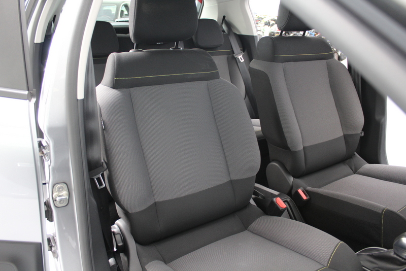 Citroën C3 Citroën C3 1.2 PureTech Shine 111PK, AUTOMAAT | RIJKLAAR | LED | NAVIGATIE | CRUISE CONTROLE | CLIMATE CONTROLE | PARKEERSENSOREN