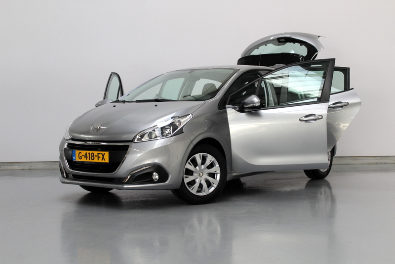 Peugeot 208 Peugeot 208 1.2 PureTech Blue Lease Active 83PK, RIJKLAAR | AIRCO | 5DRS | CRUISE CONTROLE | NAVIGATIE