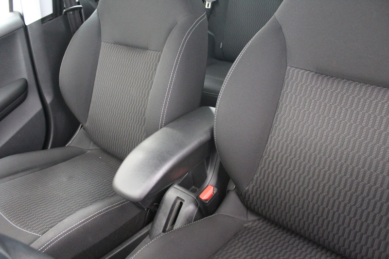 Peugeot 208 Peugeot 208 1.2 PureTech Blue Lease Active 83PK, RIJKLAAR | AIRCO | 5DRS | CRUISE CONTROLE | NAVIGATIE