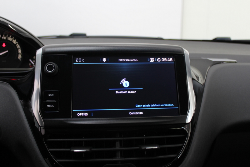 Peugeot 208 Peugeot 208 1.2 PureTech Blue Lease Active 83PK, RIJKLAAR | AIRCO | 5DRS | CRUISE CONTROLE | NAVIGATIE