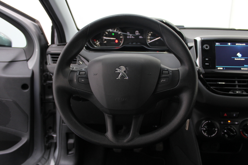 Peugeot 208 Peugeot 208 1.2 PureTech Blue Lease Active 83PK, RIJKLAAR | AIRCO | 5DRS | CRUISE CONTROLE | NAVIGATIE