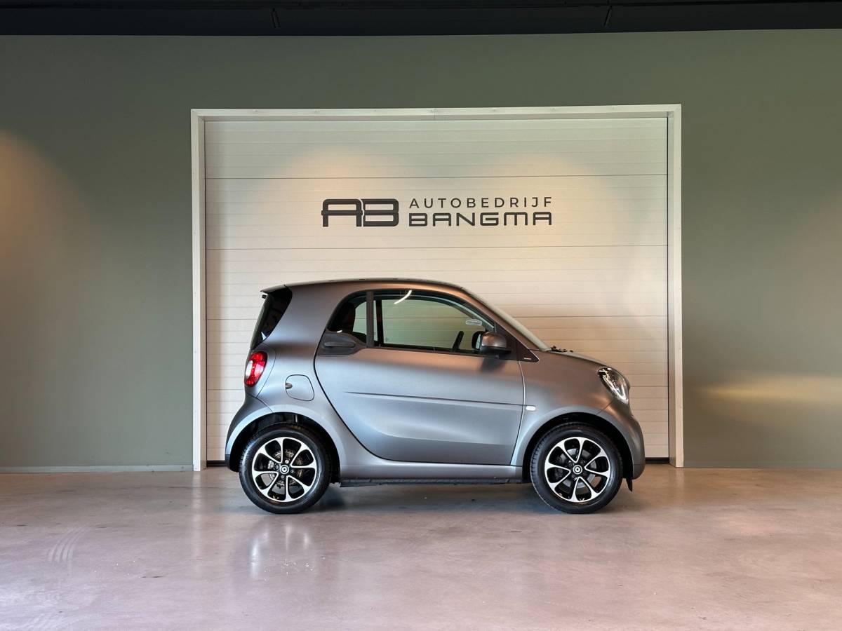 smart Fortwo Smart Fortwo 1.0 AUTOMAAT PASSION-uitv|CLIMA AIRCO|NAVIGATIE|CRUISE CONTROL|LM-VELGEN|19.725 km NAP!!|incl.nieuwe APK+OH-BEURT