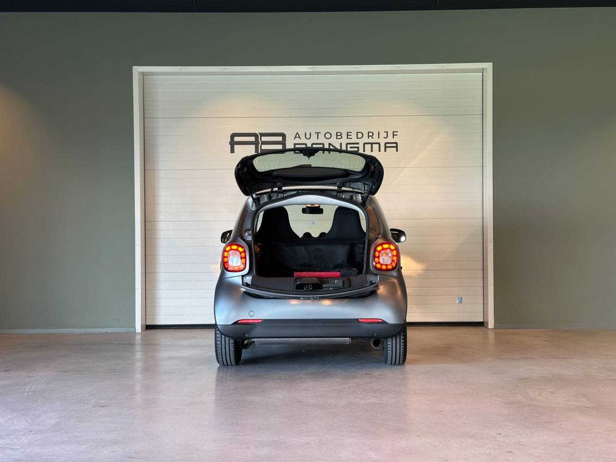 smart Fortwo Smart Fortwo 1.0 AUTOMAAT PASSION-uitv|CLIMA AIRCO|NAVIGATIE|CRUISE CONTROL|LM-VELGEN|19.725 km NAP!!|incl.nieuwe APK+OH-BEURT
