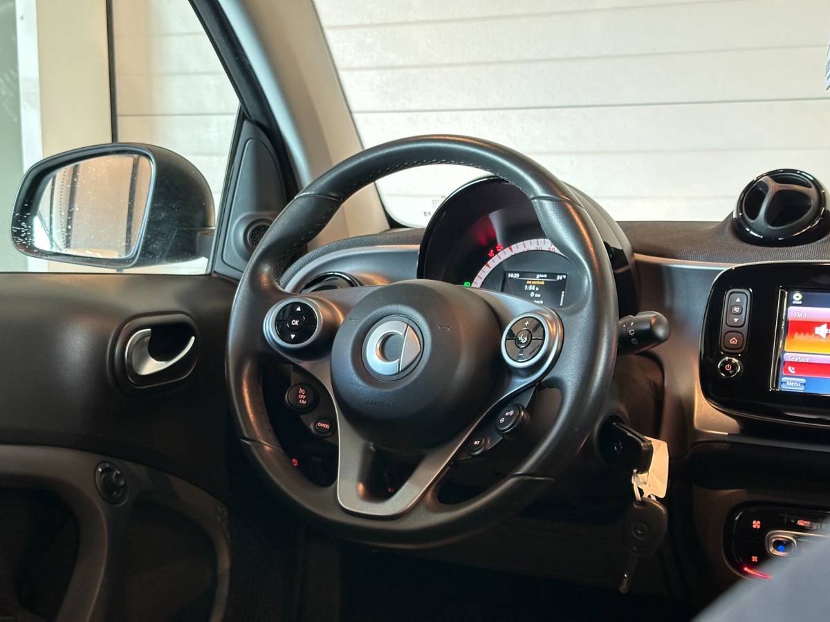 smart Fortwo Smart Fortwo 1.0 AUTOMAAT PASSION-uitv|CLIMA AIRCO|NAVIGATIE|CRUISE CONTROL|LM-VELGEN|19.725 km NAP!!|incl.nieuwe APK+OH-BEURT