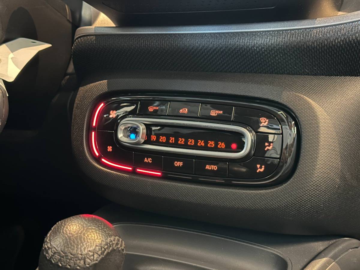 smart Fortwo Smart Fortwo 1.0 AUTOMAAT PASSION-uitv|CLIMA AIRCO|NAVIGATIE|CRUISE CONTROL|LM-VELGEN|19.725 km NAP!!|incl.nieuwe APK+OH-BEURT