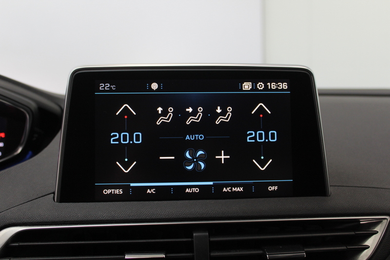 Peugeot 3008 Peugeot 3008 1.2 PureTech Allure 131PK, ELEC-ACHTERKLEP | TREKHAAK | DEELS LEER | CAMERA | CARPLAY