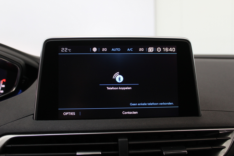 Peugeot 3008 Peugeot 3008 1.2 PureTech Allure 131PK, ELEC-ACHTERKLEP | TREKHAAK | DEELS LEER | CAMERA | CARPLAY