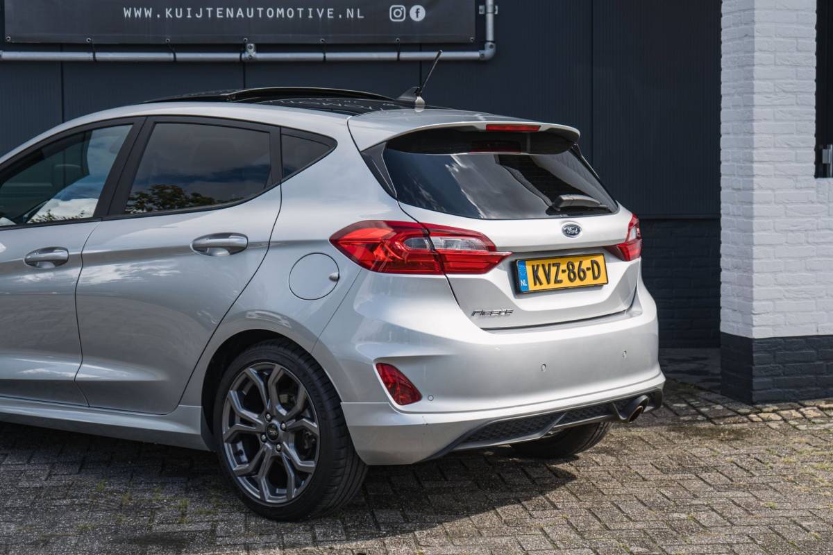Ford Fiesta Ford FIESTA 1.0 EcoBoost ST-Line / LED / Pano / Winter pack!