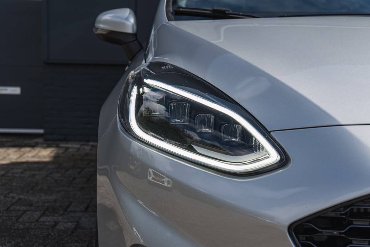 Ford Fiesta Ford FIESTA 1.0 EcoBoost ST-Line / LED / Pano / Winter pack!