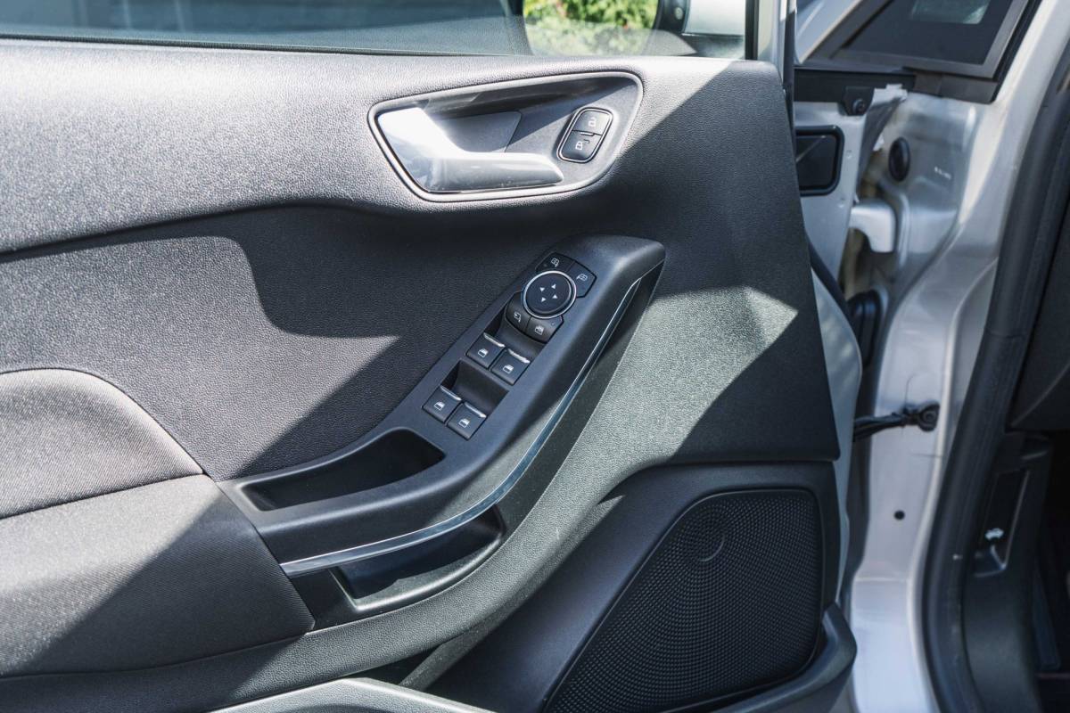 Ford Fiesta Ford FIESTA 1.0 EcoBoost ST-Line / LED / Pano / Winter pack!