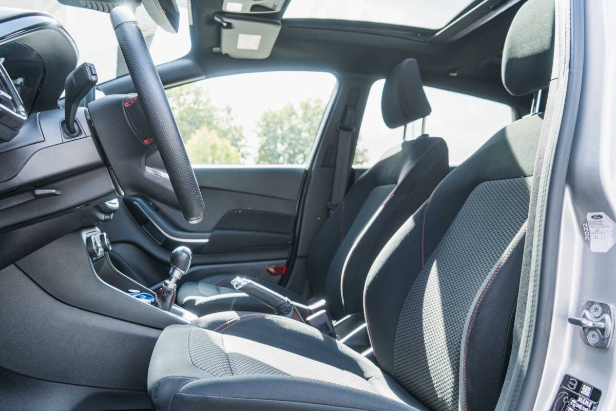 Ford Fiesta Ford FIESTA 1.0 EcoBoost ST-Line / LED / Pano / Winter pack!