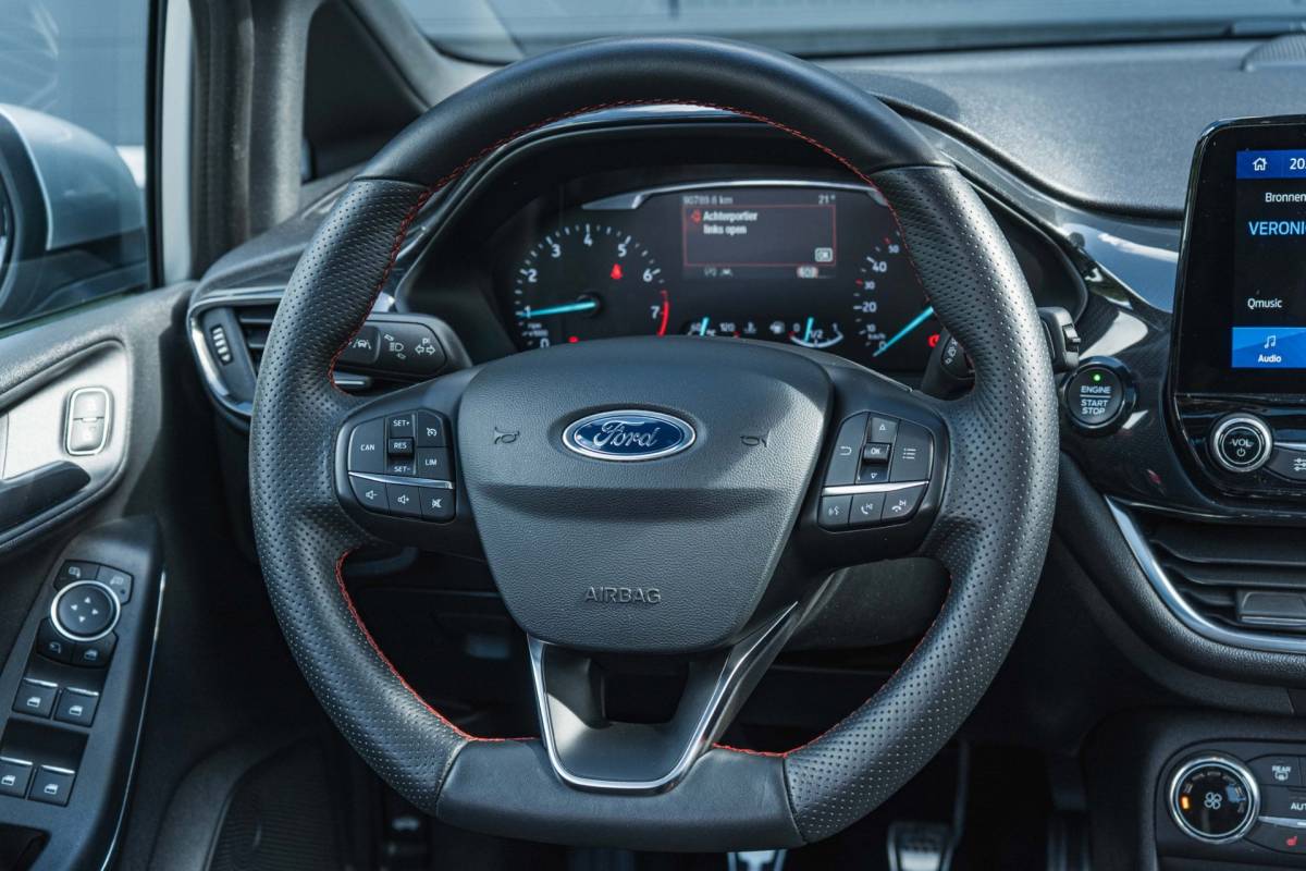 Ford Fiesta Ford FIESTA 1.0 EcoBoost ST-Line / LED / Pano / Winter pack!