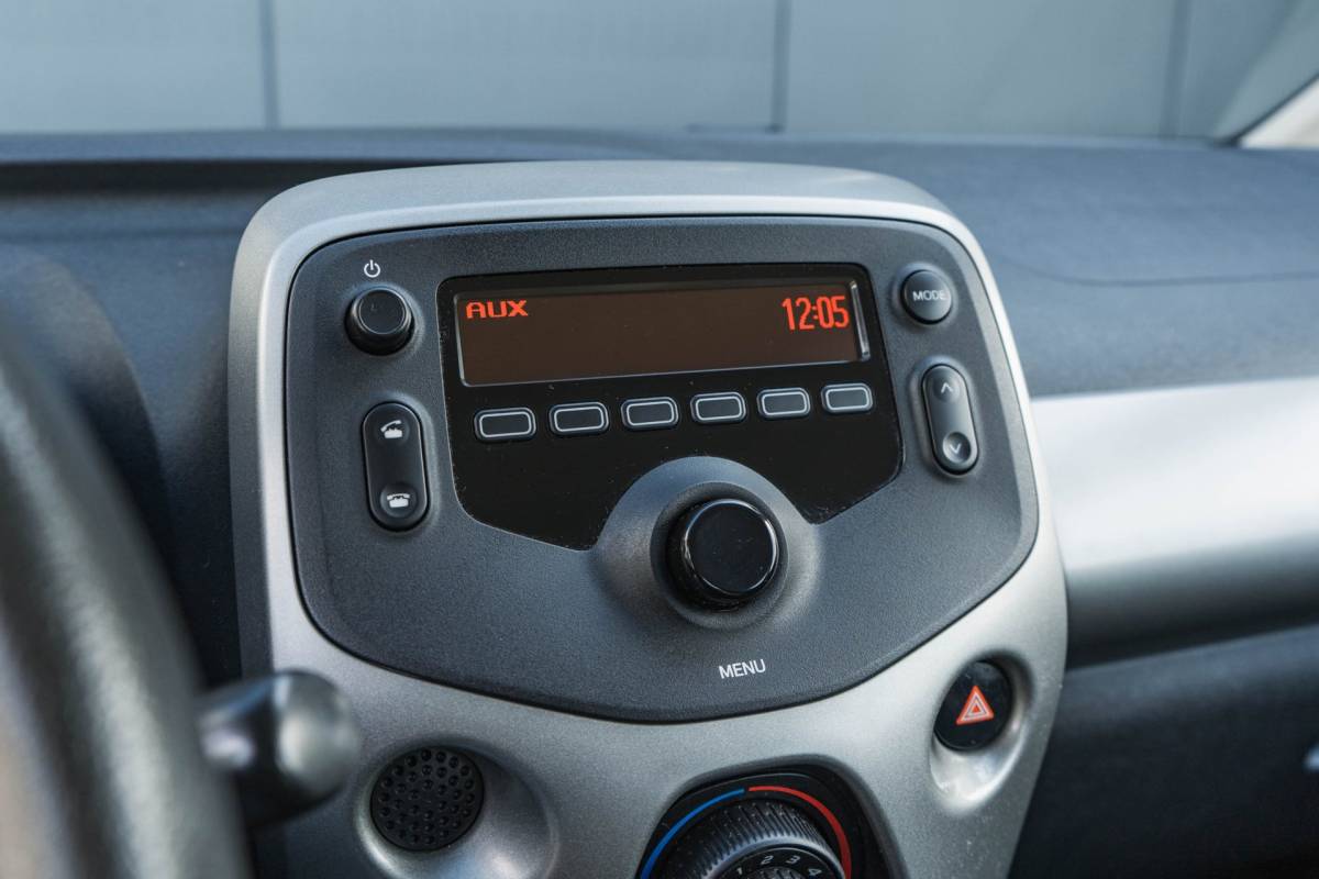 Peugeot 108 Peugeot 108 1.0 e-VTi Active / LED / Airco / Top!