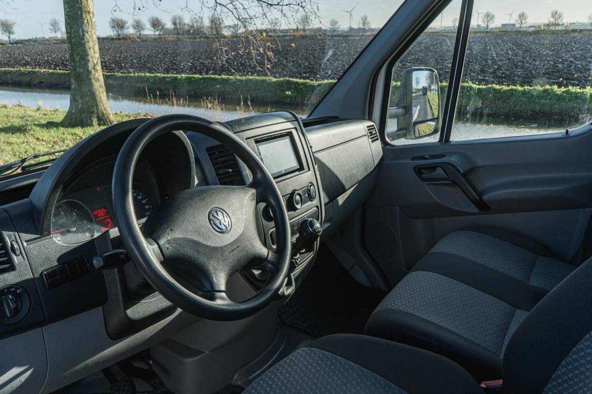 Volkswagen Crafter Volkswagen Crafter 35 2.0 TDI Oprijwagen / Autoambulance