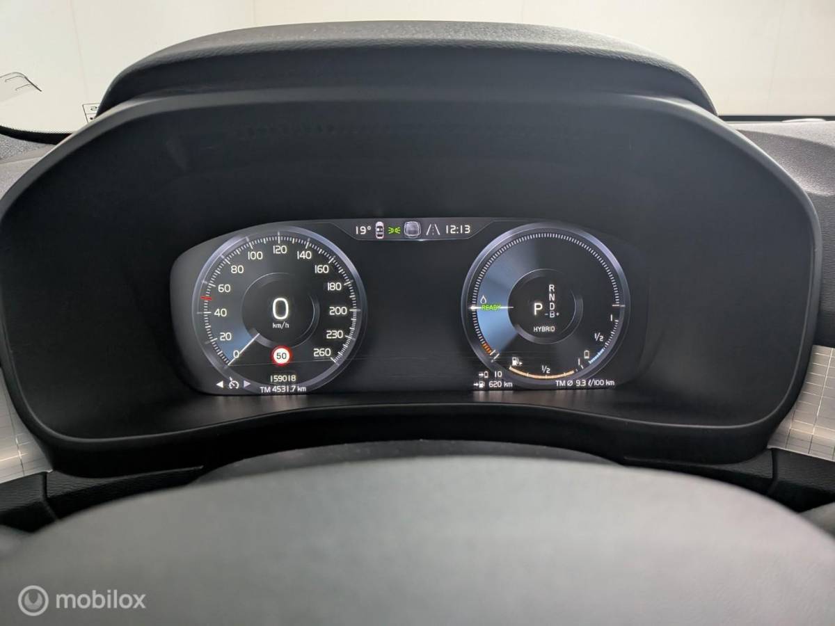 Volvo XC40 Volvo XC40 1.5 T4 Recharge Inscription | Panoramadak | Camera | Verwarmbare voorstoelen & Stuurwiel | 19″ Velgen | Dealer Onderhouden
