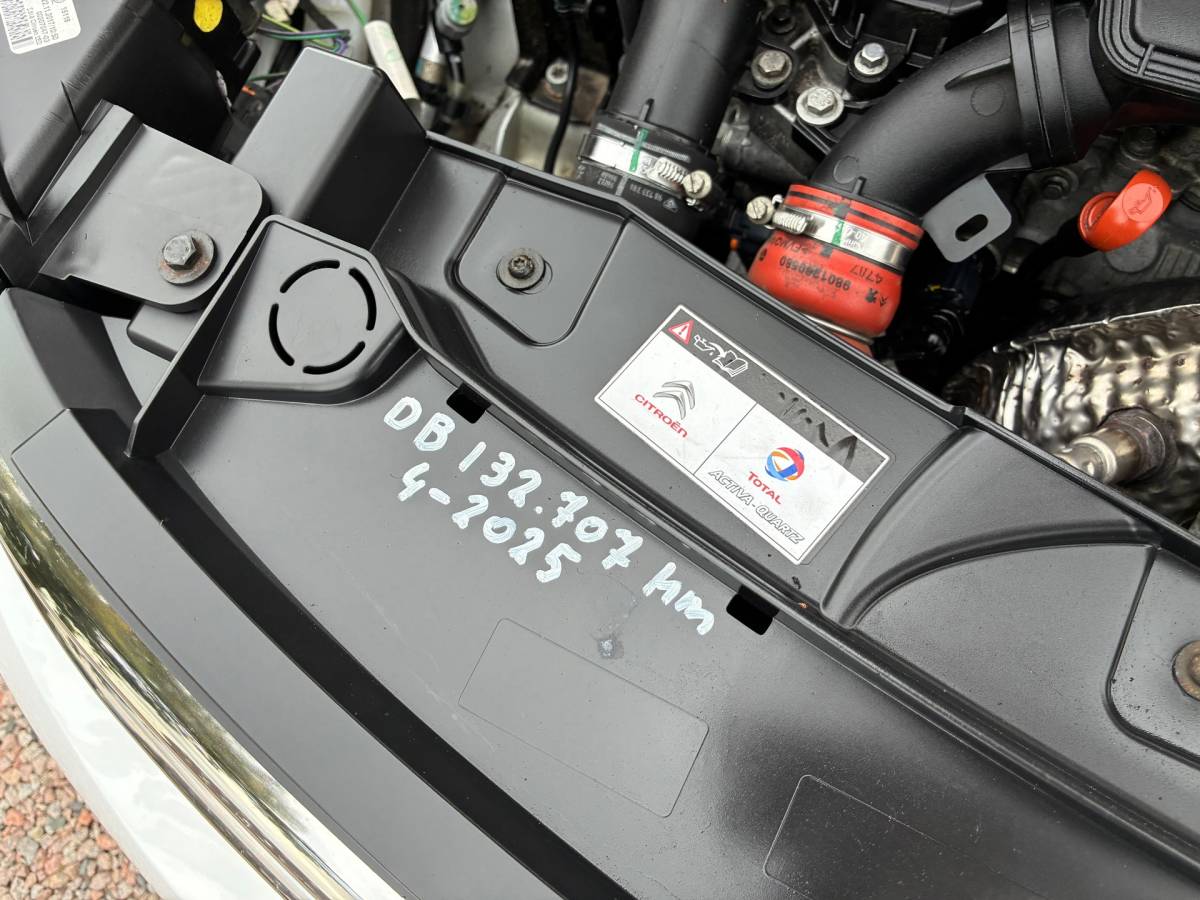 Citroën C3 Citroen C3 1.2 PureTech S&S Shine | Camera + Cruise + Navi Nu € 6.975,-!!!
