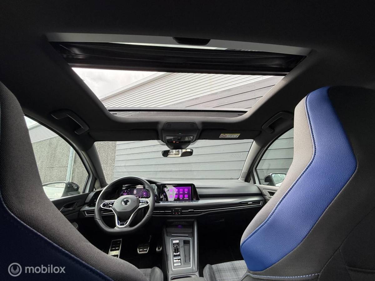 Volkswagen Golf Volkswagen Golf 1.4 eHybrid GTE 245PK Pano.dak/Winterpack/LED/18″