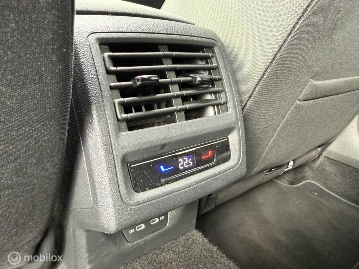 Volkswagen Golf Volkswagen Golf 1.4 eHybrid GTE 245PK Pano.dak/Winterpack/LED/18″