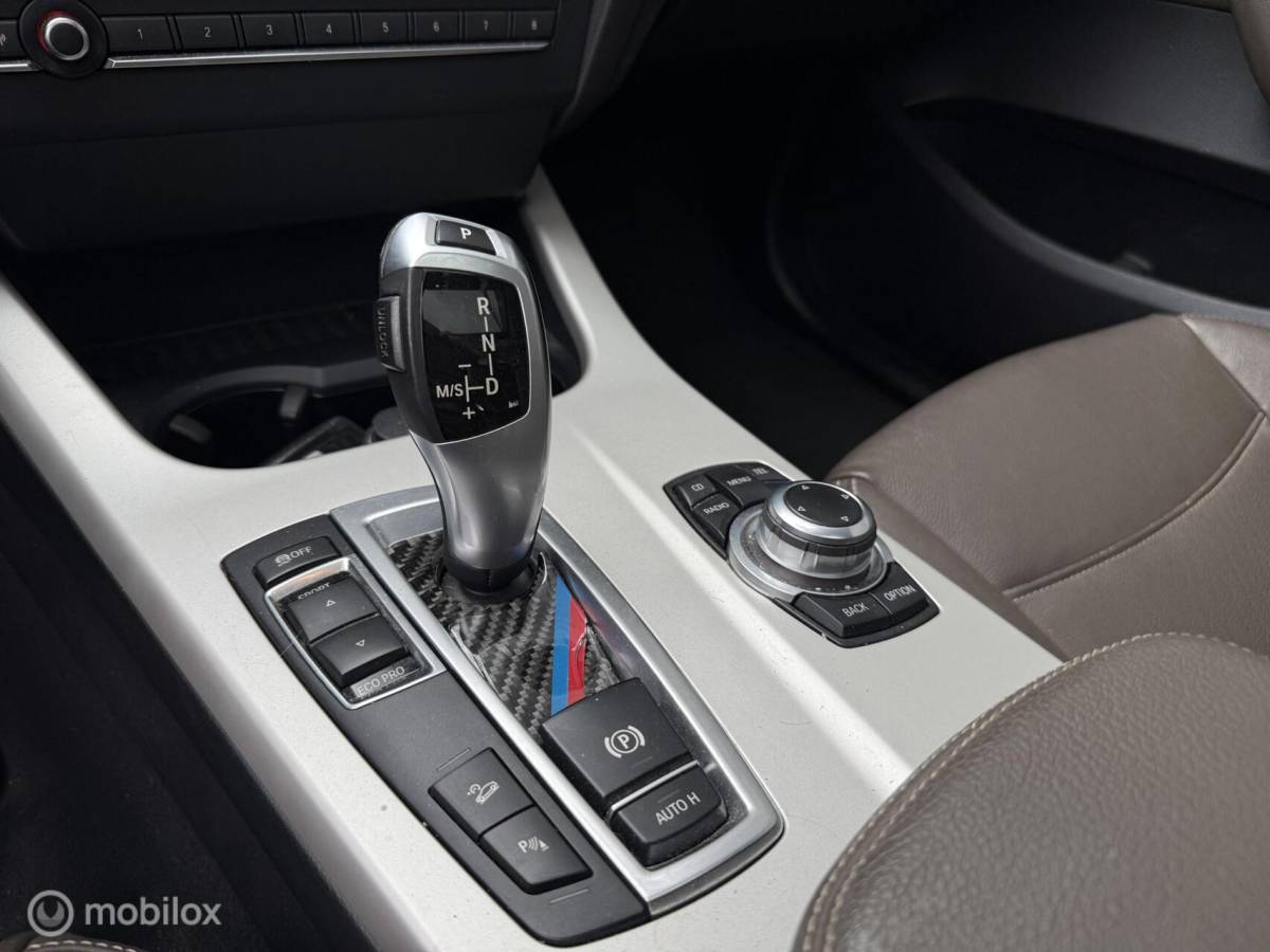 BMW X3 BMW X3 xDrive20i High Executive Aut Panorama Xenon Cruise Leder Trekhaak NL Auto