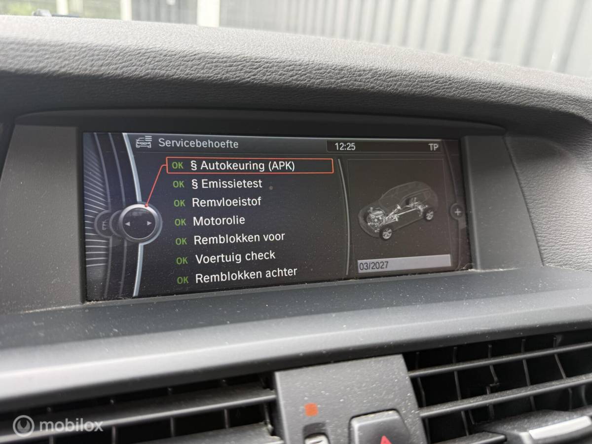 BMW X3 BMW X3 xDrive20i High Executive Aut Panorama Xenon Cruise Leder Trekhaak NL Auto