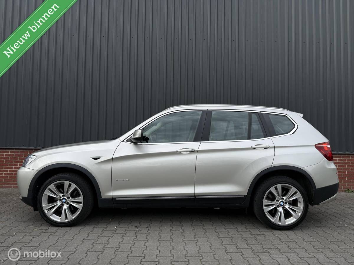 BMW X3 BMW X3 xDrive20i High Executive Aut Panorama Xenon Cruise Leder Trekhaak NL Auto