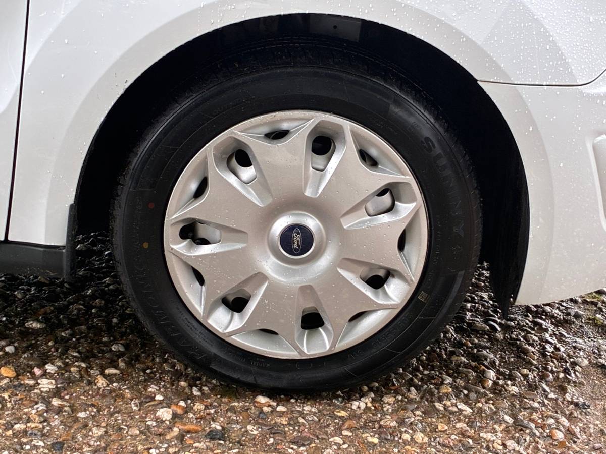 Ford Transit Connect Ford Transit Connect 1.6 TDCI L1 Trend | Airco + Cruise + Trekhaak Nu € 5.975 EX BTW!!!