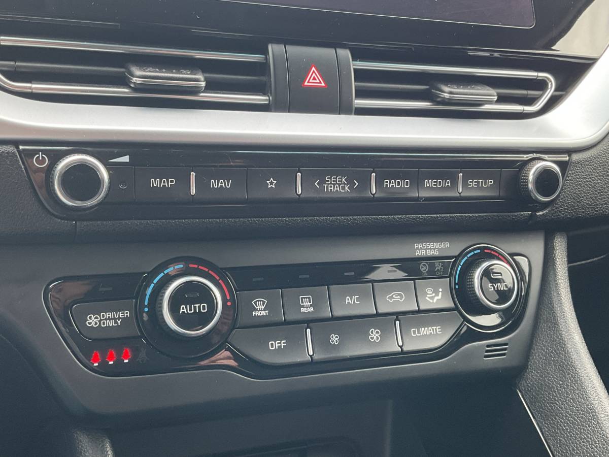 Kia Niro Kia Niro 1.6 GDi Plug-in PHEV Adap.Cruise Stoel/Stuurverw Navi Camera Plug-in!