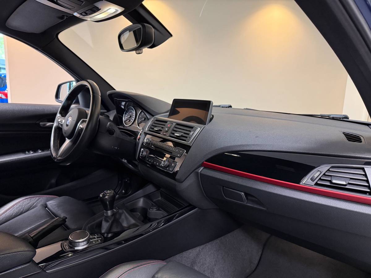 BMW 1 Serie BMW 1-serie 116i Centennial High Executive *M-Sportstuur/Pook* 60.000Km! 2de Eigenaar/Dealer OH|Stoelverw.|Leer|Navi|PDC|BT|NAP