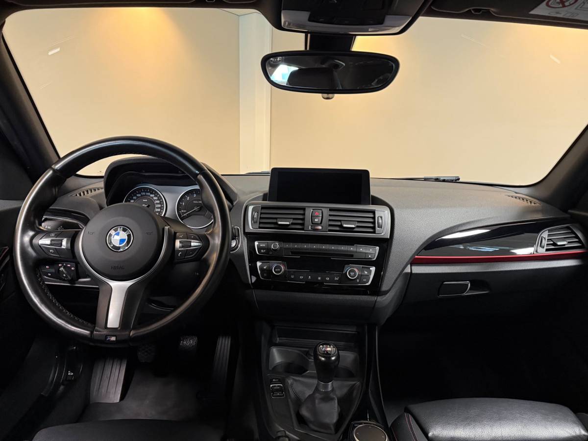 BMW 1 Serie BMW 1-serie 116i Centennial High Executive *M-Sportstuur/Pook* 60.000Km! 2de Eigenaar/Dealer OH|Stoelverw.|Leer|Navi|PDC|BT|NAP