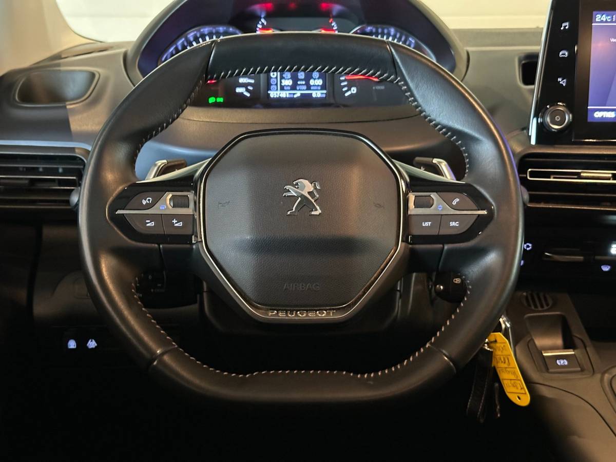 Peugeot Rifter Peugeot Rifter 1.2 Puretech AUTOMAAT ALLURE|NAVIGATIE+CAMERA|CLIMA AIRCO|LM-VELG|CRUISECONTROL|APPLE CARPLAY+ANDROID AUTO|BTW-AUTO