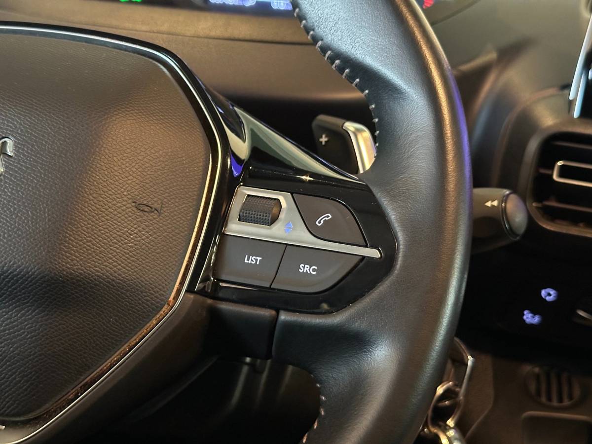 Peugeot Rifter Peugeot Rifter 1.2 Puretech AUTOMAAT ALLURE|NAVIGATIE+CAMERA|CLIMA AIRCO|LM-VELG|CRUISECONTROL|APPLE CARPLAY+ANDROID AUTO|BTW-AUTO